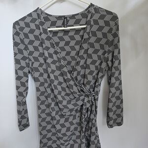 Massini Monochrome Zigzag 3/4 Sleeve Top